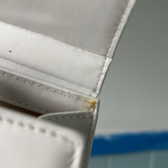 Jacquemus White Le Chiquito Mini Leather Bag with Strap - Picture 5 of 7